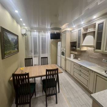 Сдается 2-х комнатная квартира, 68 м²