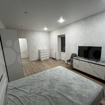 Сдается 1-комнатная квартира, 45 м²