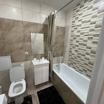 Сдается 1-комнатная квартира, 45 м²