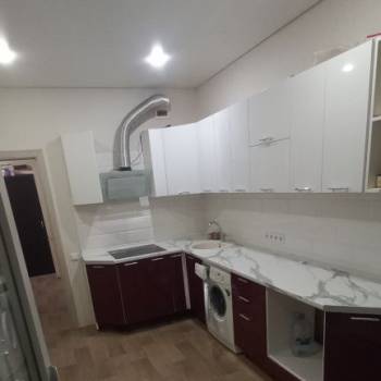 Сдается 1-комнатная квартира, 42 м²