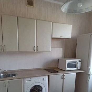 Продается 1-комнатная квартира, 43 м²