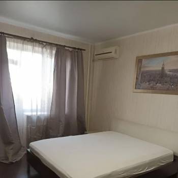 Продается 1-комнатная квартира, 43 м²