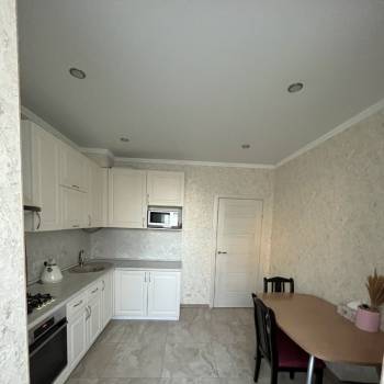 Продается 1-комнатная квартира, 38 м²