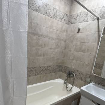 Продается 1-комнатная квартира, 38 м²