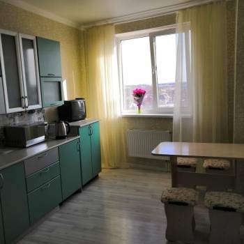 Сдается 1-комнатная квартира, 47 м²