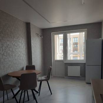 Сдается 2-х комнатная квартира, 60 м²