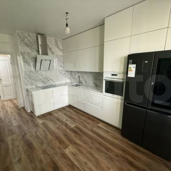 Продается 1-комнатная квартира, 37,3 м²