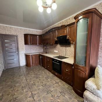 Продается 1-комнатная квартира, 40,4 м²