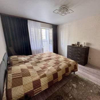 Продается 2-х комнатная квартира, 81 м²