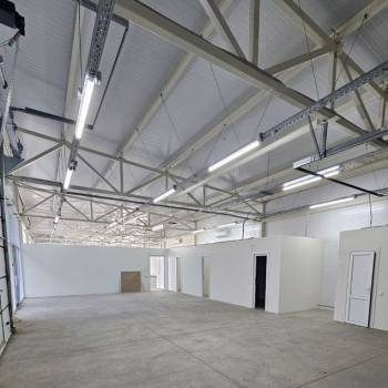 Сдается Нежилое помещение, 140 м²