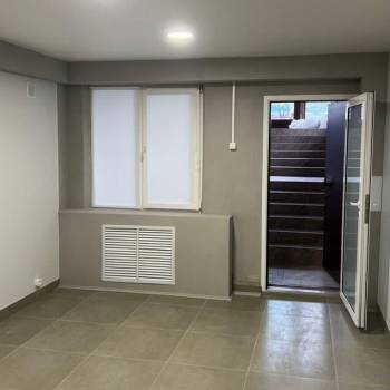 Сдается Нежилое помещение, 145 м²