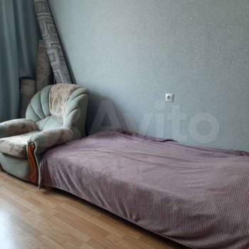 Продается Многокомнатная квартира, 82 м²