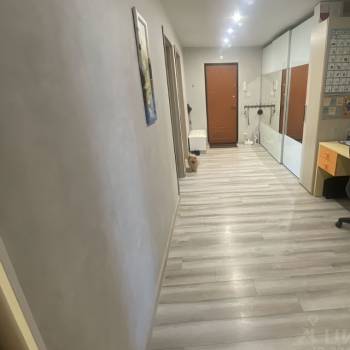 Продается 3-х комнатная квартира, 92 м²