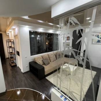 Продается 1-комнатная квартира, 45,2 м²