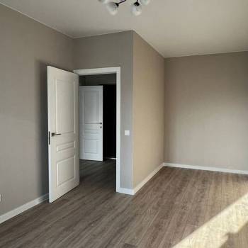 Продается 1-комнатная квартира, 37,4 м²