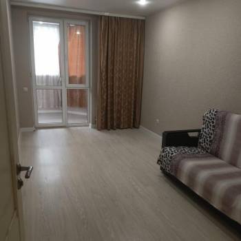 Продается 3-х комнатная квартира, 98 м²