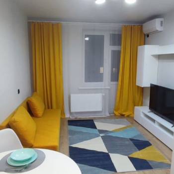 Сдается 1-комнатная квартира, 38 м²