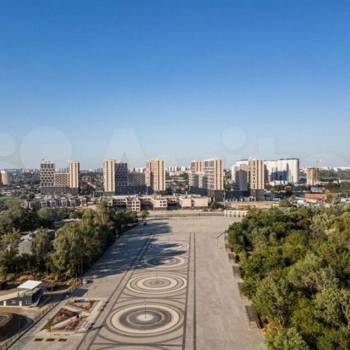 Продается 1-комнатная квартира, 37 м²