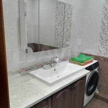 Продается 1-комнатная квартира, 47,6 м²