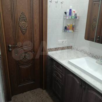 Продается 1-комнатная квартира, 47,6 м²