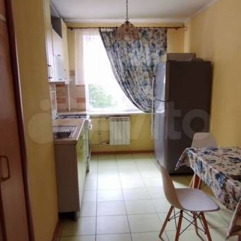 Сдается Многокомнатная квартира, 68,7 м²