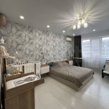 Продается 1-комнатная квартира, 58 м²