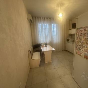 Сдается 1-комнатная квартира, 45 м²