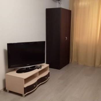 Продается 1-комнатная квартира, 40 м²