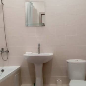 Продается 1-комнатная квартира, 40 м²