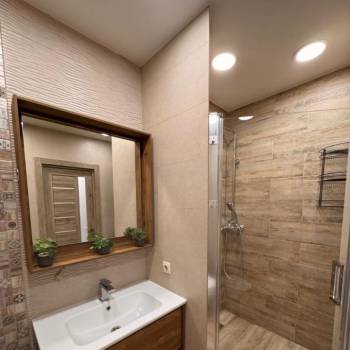 Сдается 1-комнатная квартира, 43 м²