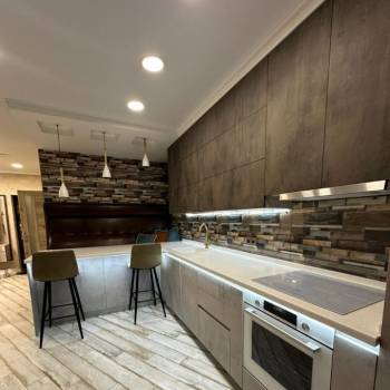 Сдается 1-комнатная квартира, 43 м²