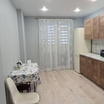 Сдается 1-комнатная квартира, 40,9 м²