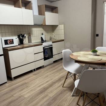 Сдается 1-комнатная квартира, 39 м²