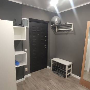 Продается 1-комнатная квартира, 47 м²