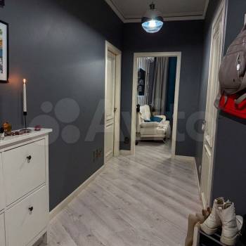 Продается 1-комнатная квартира, 50,6 м²