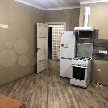 Сдается 1-комнатная квартира, 42 м²