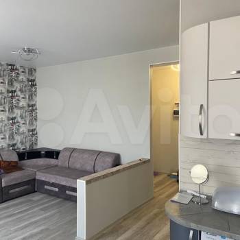 Сдается 1-комнатная квартира, 56 м²