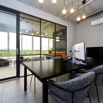 Продается Нежилое помещение, 107 м²