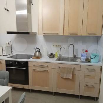 Продается 1-комнатная квартира, 37 м²