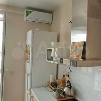 Продается 1-комнатная квартира, 37 м²