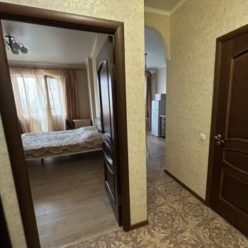 Сдается 1-комнатная квартира, 40 м²