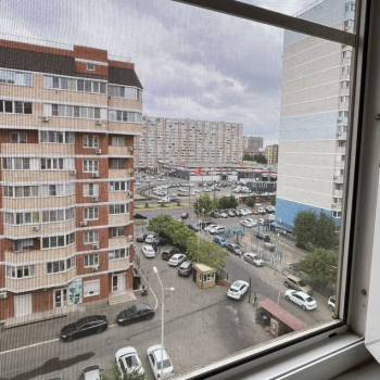 Сдается 1-комнатная квартира, 45 м²