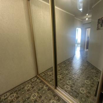 Сдается 1-комнатная квартира, 55 м²