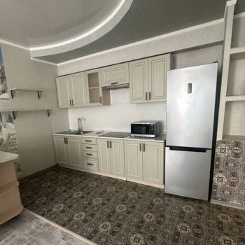 Сдается 1-комнатная квартира, 55 м²