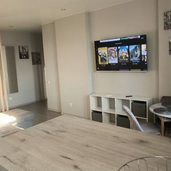 Сдается 2-х комнатная квартира, 56 м²