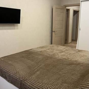 Сдается 2-х комнатная квартира, 60 м²