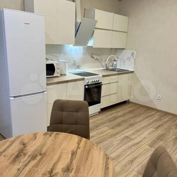 Сдается 2-х комнатная квартира, 60 м²