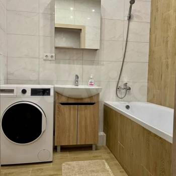 Сдается 2-х комнатная квартира, 60 м²