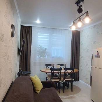 Продается 2-х комнатная квартира, 65 м²