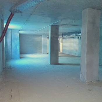 Продается Нежилое помещение, 297 м²